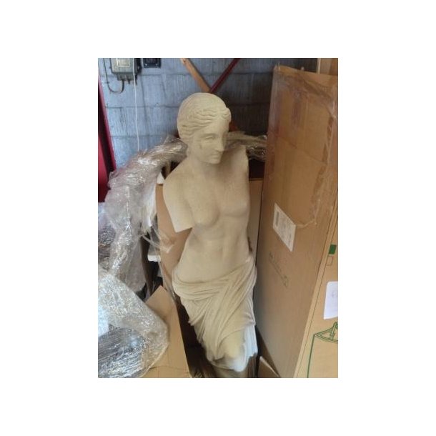 Statue i marmor. OUTLET model